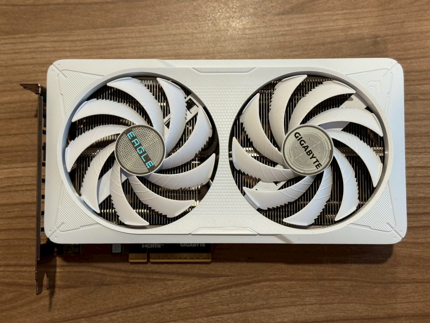 GeForce RTX™ 5060 EAGLE OC ICE 8G มือสอง สินค้ารับประกันถึง 1/8/2028